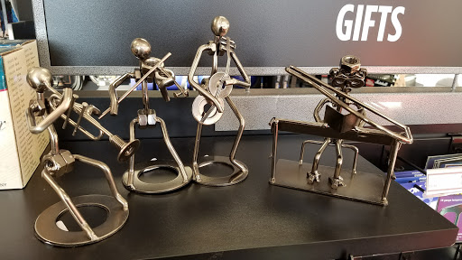 Shopping Mall «Fairfield Shopping Center», reviews and photos, 5322 Lord Dunmore Ct, Virginia Beach, VA 23464, USA