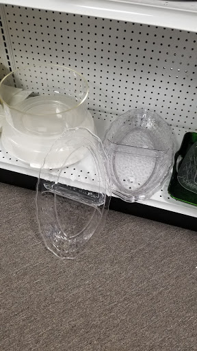 Thrift Store «Freedom House Thrift - Battleground Store», reviews and photos, 3724 Battleground Ave, Greensboro, NC 27410, USA