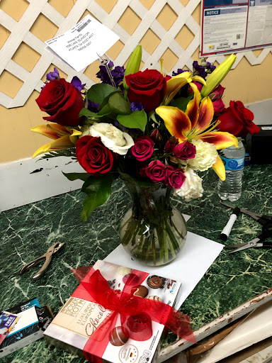 Florist «Fairview Flower Shop», reviews and photos, 1026 Sycamore Dr, Decatur, GA 30030, USA