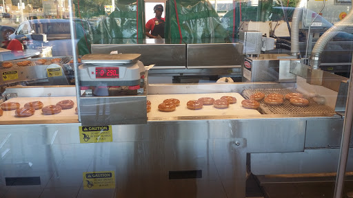 Donut Shop «Krispy Kreme», reviews and photos, 3400 W Mercury Blvd, Hampton, VA 23666, USA