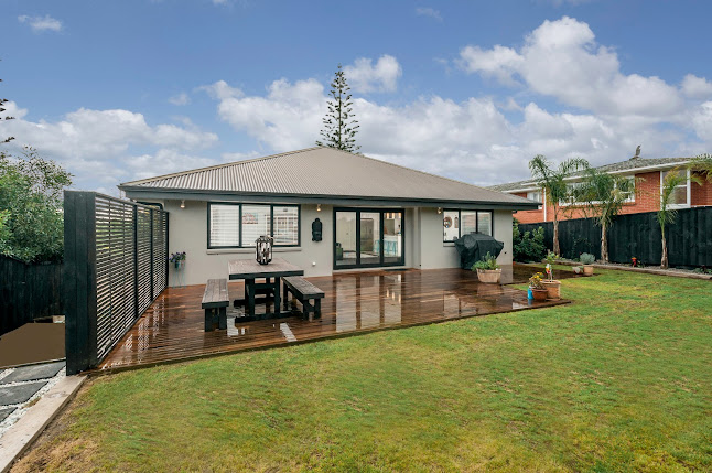 Comments and reviews of RM Build Papamoa