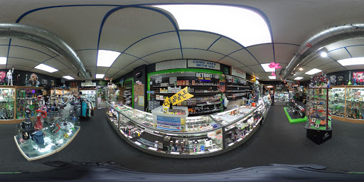 Tobacco Shop «Knuckleheads Tobacco & Gifts», reviews and photos, 550 State St, Madison, WI 53703, USA