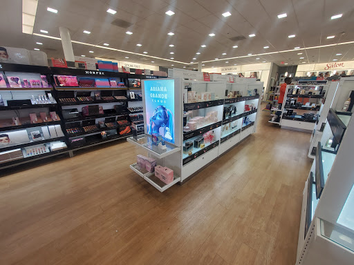 Hair Salon «Ulta Beauty», reviews and photos, 5860 Leesburg Pike, Falls Church, VA 22041, USA