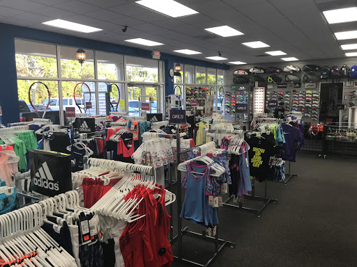 Tennis Store «Tennis Plaza», reviews and photos, 15400 Biscayne Blvd #110, Aventura, FL 33160, USA