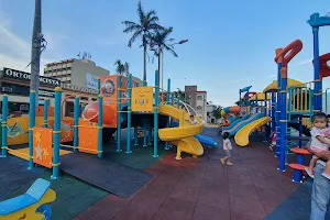 Parque Constitución Infantil:)) image
