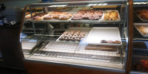 Donut Shop «Dallas Donuts», reviews and photos, 1930 6th St, Bremerton, WA 98337, USA