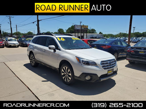 Used Car Dealer «Road Runner Auto Sales & Service», reviews and photos, 2100 16th Ave SW, Cedar Rapids, IA 52404, USA