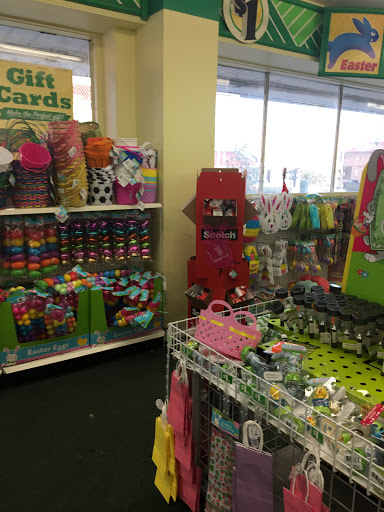 Dollar Store «Dollar Tree», reviews and photos, 900 San Fernando Rd, San Fernando, CA 91340, USA