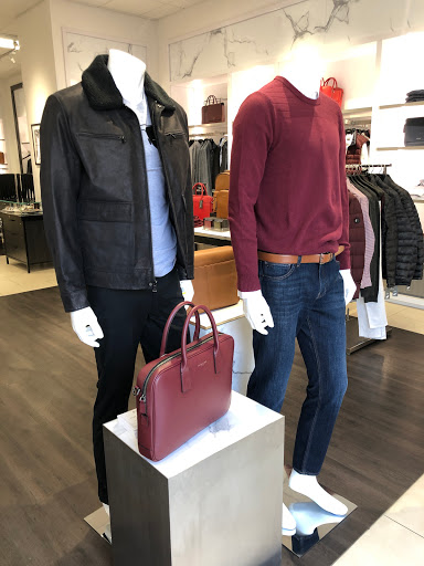 Fashion Accessories Store «Michael Kors», reviews and photos, 100 Citadel Dr #456, Commerce, CA 90040, USA