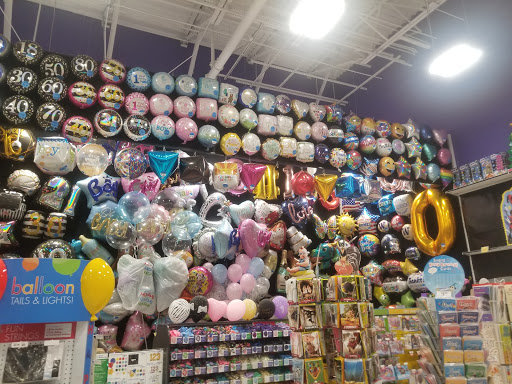 Consignment Shop «Lucky Star Consignment Clothing», reviews and photos, 3276 NW Plaza Rd, Silverdale, WA 98383, USA