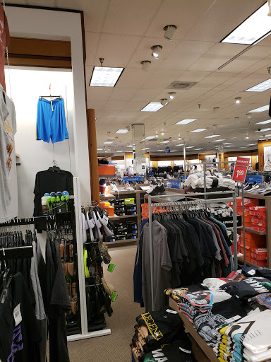 Shopping Mall «Lakeshore Mall», reviews and photos, 150 Pearl Nix Pkwy, Gainesville, GA 30501, USA