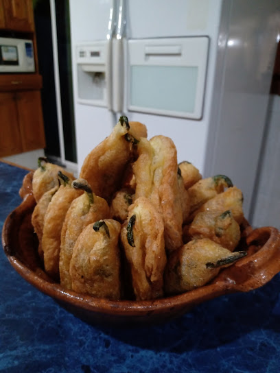 Tacos de guisado el cheve - Priv. Adolfo López Mateos, Sta Maria, 56270 Chiconcuac, Méx., Mexico