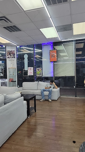 Barber Shop «Crist-D Barber Shop», reviews and photos, 8901 Richmond Ave, Houston, TX 77063, USA