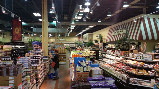 Grocery Store «Shop & Save Market», reviews and photos, 518 Metropolitan Way, Des Plaines, IL 60016, USA