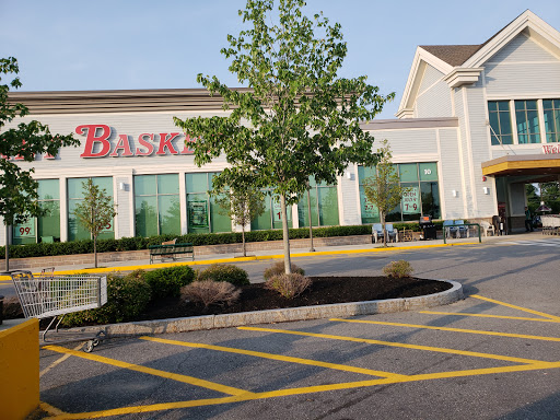 Grocery Store «Market Basket», reviews and photos, 5 Garden Ln, Londonderry, NH 03053, USA