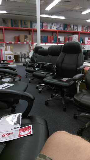 Office Supply Store «Staples», reviews and photos, 13031 Harbor Blvd, Garden Grove, CA 92843, USA