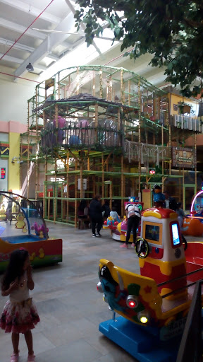 Africa Parque De Diversiones - Multiplaza