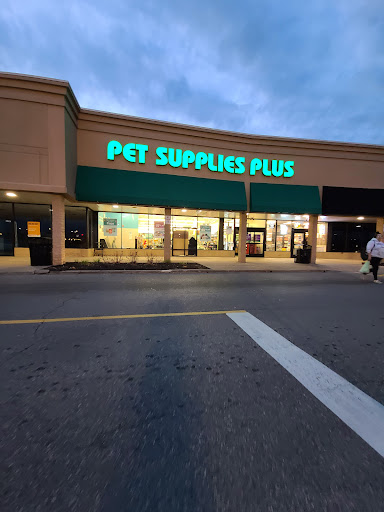 Pet Supply Store «Pet Supplies Plus», reviews and photos, 7701 Mall Rd, Florence, KY 41042, USA