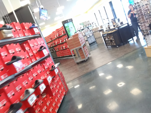 Shopping Mall «Towne East Square», reviews and photos, 7700 E Kellogg Dr, Wichita, KS 67207, USA