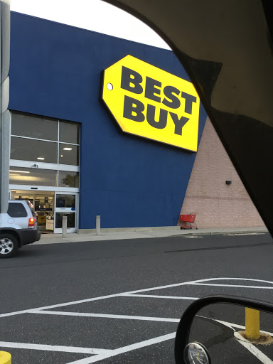 Electronics Store «Best Buy», reviews and photos, 646 N West End Blvd, Quakertown, PA 18951, USA