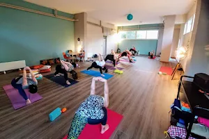 Pratyahara Yoga Center image