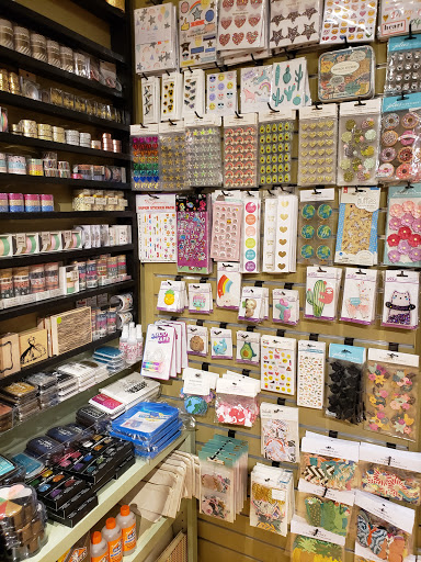 Stationery Store «Paper Source», reviews and photos, 490 Central Ave, Highland Park, IL 60035, USA