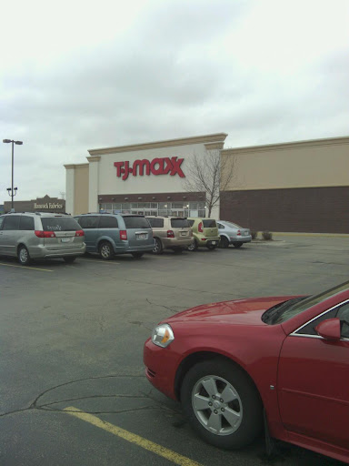 Department Store «T.J. Maxx & HomeGoods», reviews and photos, 4890 Integrity Way, Appleton, WI 54913, USA