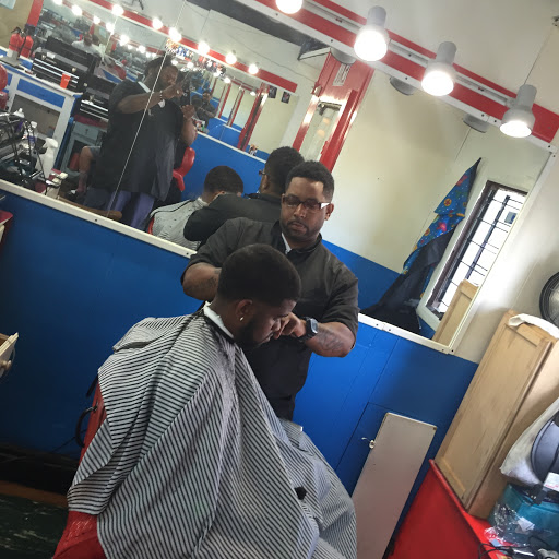 Barber Shop «SpotLight Barber Shop», reviews and photos, 2673 N Buffum St, Milwaukee, WI 53212, USA