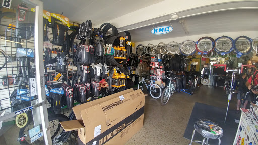 Bicycle Repair Shop «Hands On Bicycle», reviews and photos, 1453 Gulf to Bay Blvd B, Clearwater, FL 33755, USA