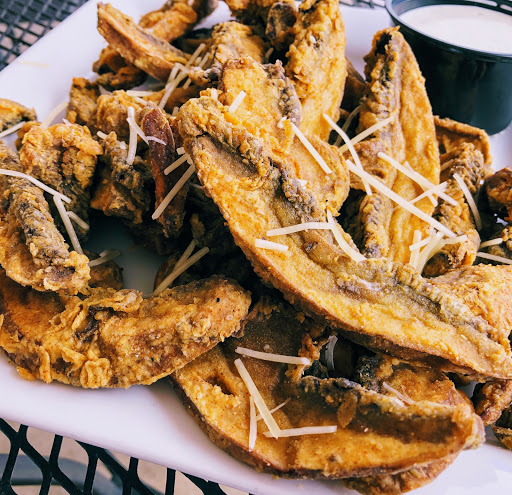 Winery «Canterbury Hill Winery and Restaurant», reviews and photos, 1707 S Summit Dr, Holts Summit, MO 65043, USA