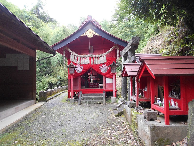 正一位高千穂稲荷大神(伏見稲荷大社の分霊)