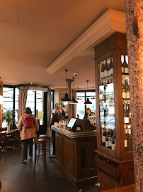 Atmosphère du Restaurant français Le Grand Comptoir d'Anvers à Paris - n°19