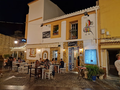 EL ARCO Bar-Restaurante. - Plaça de la Villa, 16, 03710 Calp, Alicante, Spain