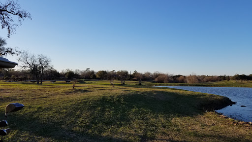 Golf Course «Glenbrook Park Golf Course», reviews and photos, 8205 N Bayou Dr, Houston, TX 77017, USA