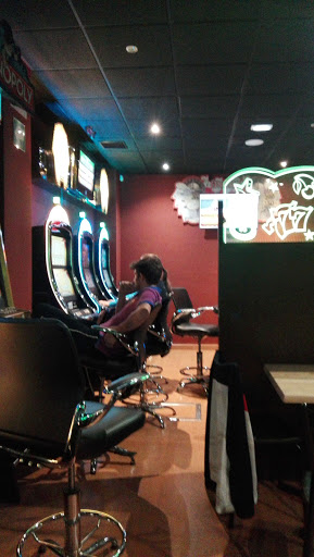 SALON DE JUEGOS MAGARIN - Av. del País Valencià, 67, 03720 Benissa, Alicante, España