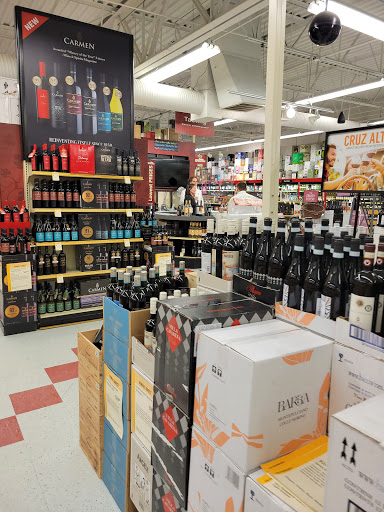 Wine Store «Total Wine & More», reviews and photos, 2976 Battleground Ave, Greensboro, NC 27408, USA