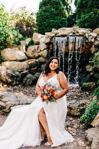 Bridal Shop «The Wedding Tree», reviews and photos, 418 Main St, La Crosse, WI 54601, USA