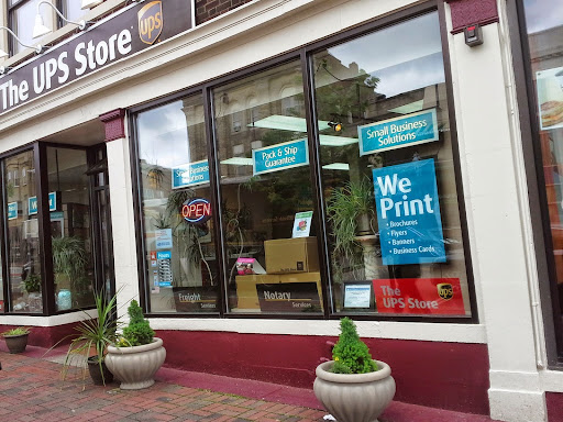 Shipping and Mailing Service «The UPS Store», reviews and photos, 4 S Orange Ave, South Orange, NJ 07079, USA