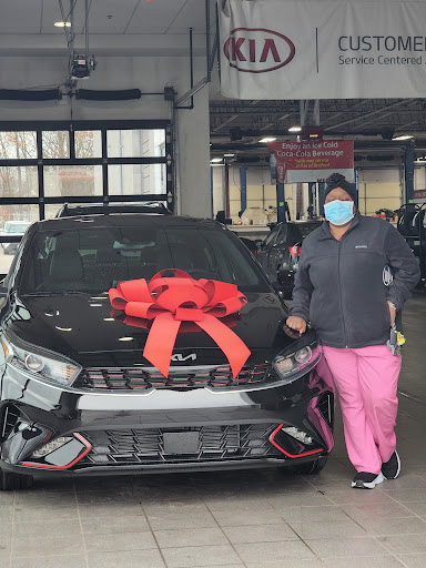 Car Dealer «Kia of Bedford», reviews and photos, 18180 Rockside Rd, Bedford, OH 44146, USA