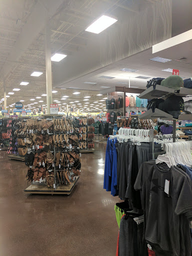 Grocery Store «Fred Meyer», reviews and photos, 3300 Portland Rd, Newberg, OR 97132, USA
