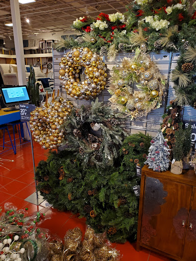 Home Goods Store «Pier 1 Imports», reviews and photos, 4410 Mitchellville Rd, Bowie, MD 20716, USA