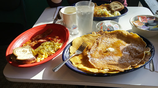 Lakeside Diner