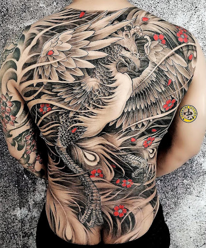 Tattoo artists realism Ho Chi Minh
