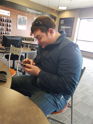 Cell Phone Store «Verizon Authorized Retailer – Cellular Sales», reviews and photos, 2196 White St, York, PA 17404, USA