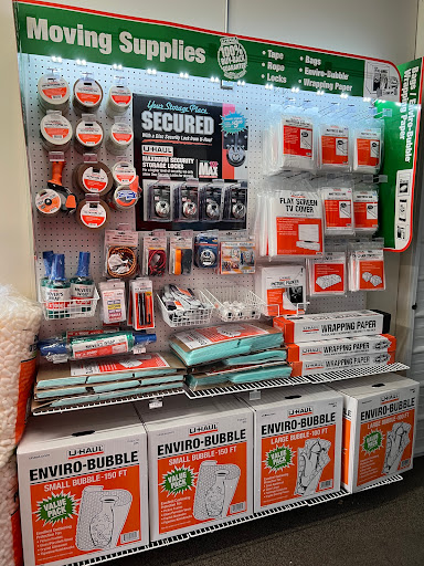 Truck Rental Agency «U-Haul Moving & Storage at Hwy 13 & Portland Ave», reviews and photos, 12200 Portland Ave S, Burnsville, MN 55337, USA