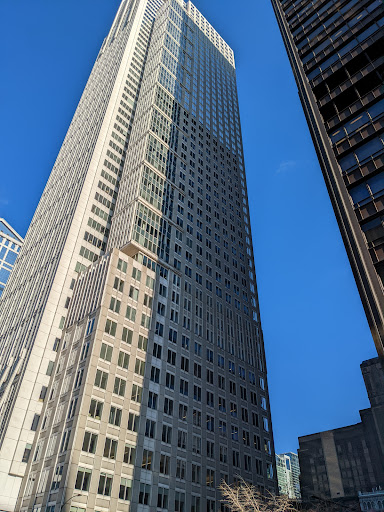 Shopping Mall «Atrium», reviews and photos, 100 W Randolph St, Chicago, IL 60601, USA