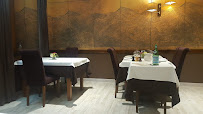 Atmosphère du Restaurant français Petit Prince Restaurant Bistrot Cave à Annecy - n°5