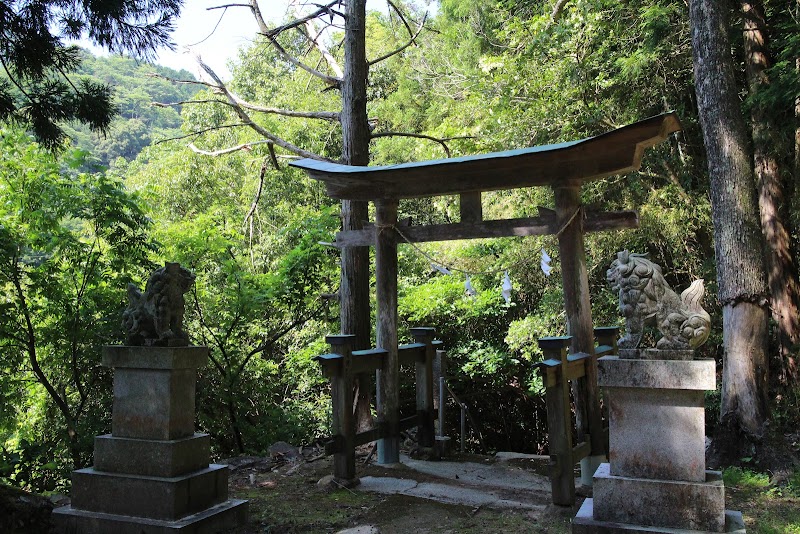 新田五社神社