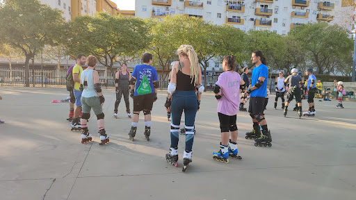 Sevilla Patina · Parque Miraflores · Escuela de Patinaje en Línea