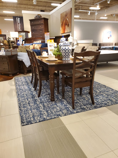 Furniture Store «Ashley HomeStore», reviews and photos, 2915 N Dale Mabry Hwy, Tampa, FL 33607, USA